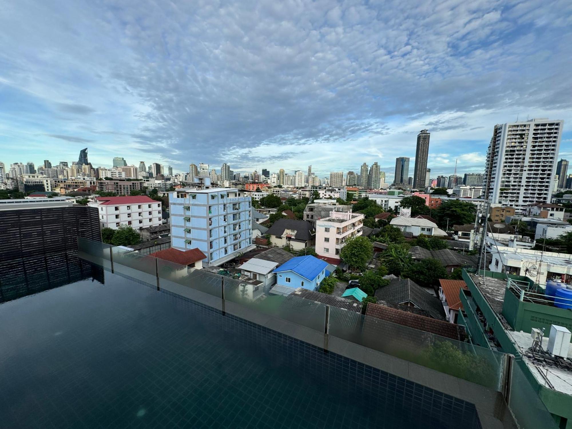 W8 Condo, Luxe 2 Bedroom Private Floor, Best Hip Central Bangkok Area, 5 Mins From Thonglo Bts Station Eksteriør bilde