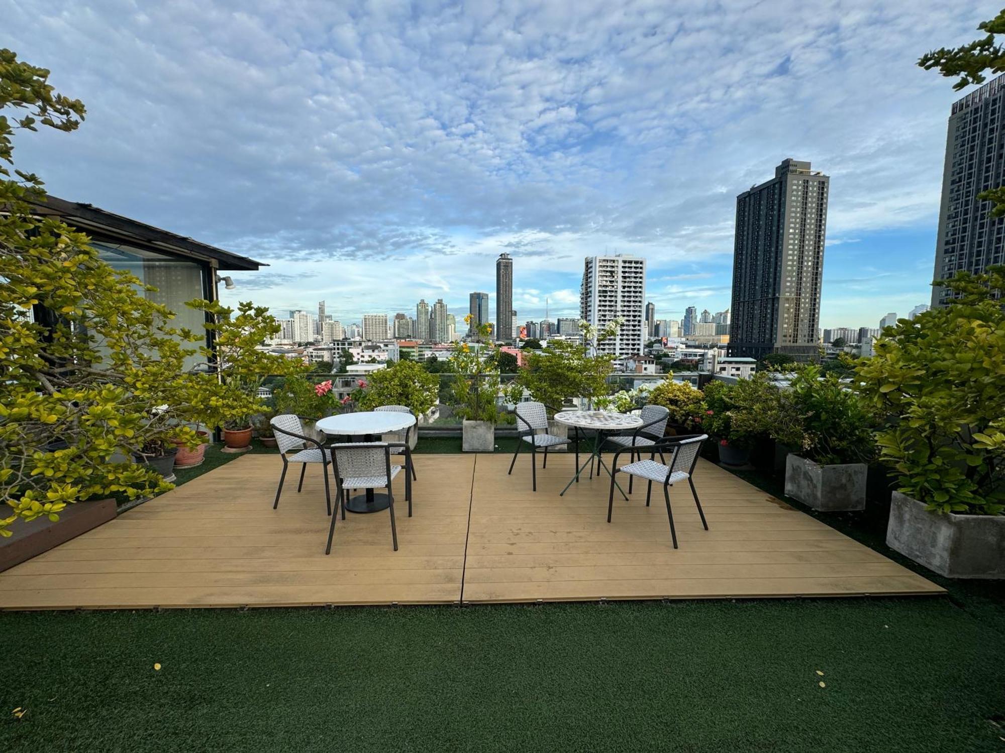 W8 Condo, Luxe 2 Bedroom Private Floor, Best Hip Central Bangkok Area, 5 Mins From Thonglo Bts Station Eksteriør bilde